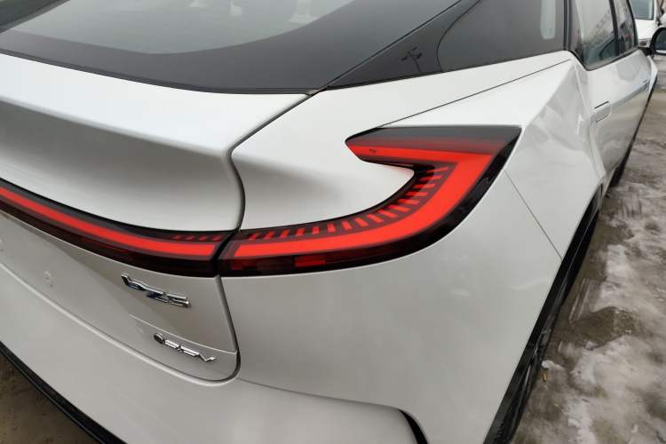 Used Toyota bZ5 2025 Model 550 PRO