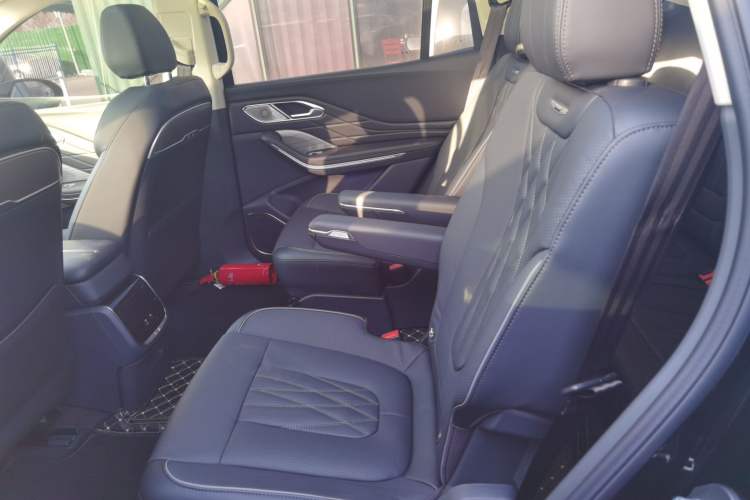 Used Hongqi HS7 PHEV 2024 2.0T PHEV Four-Wheel Drive Flagship Edition 6 Seats