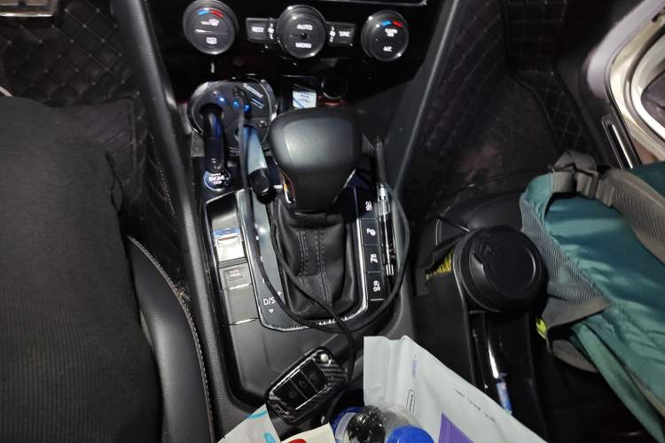 Used Volkswagen Tiguan L 2021 330TSI Automatic Two-Wheel Drive R-Line Enhanced Edition
