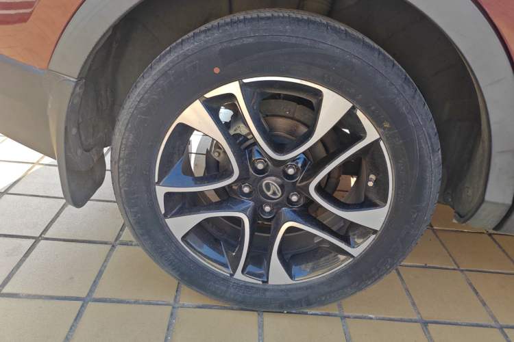 Used Soueast DX7 2015 1.5T Manual Luxury Model