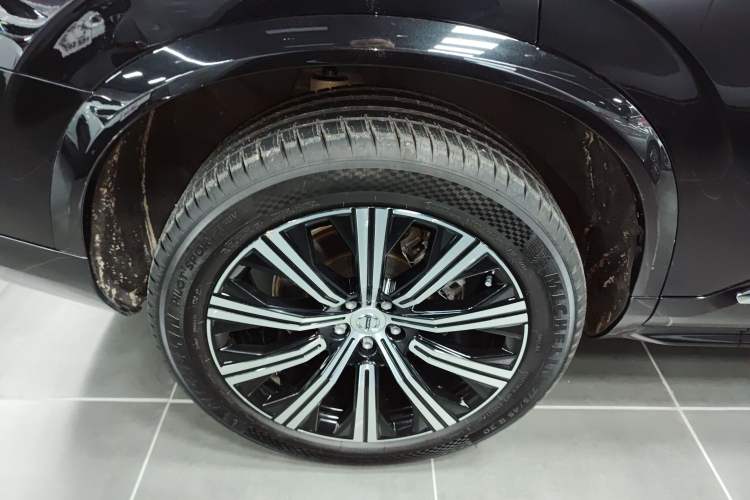 Used Volvo XC90 2024 B6 Zhiyi Luxury 7-Seater
