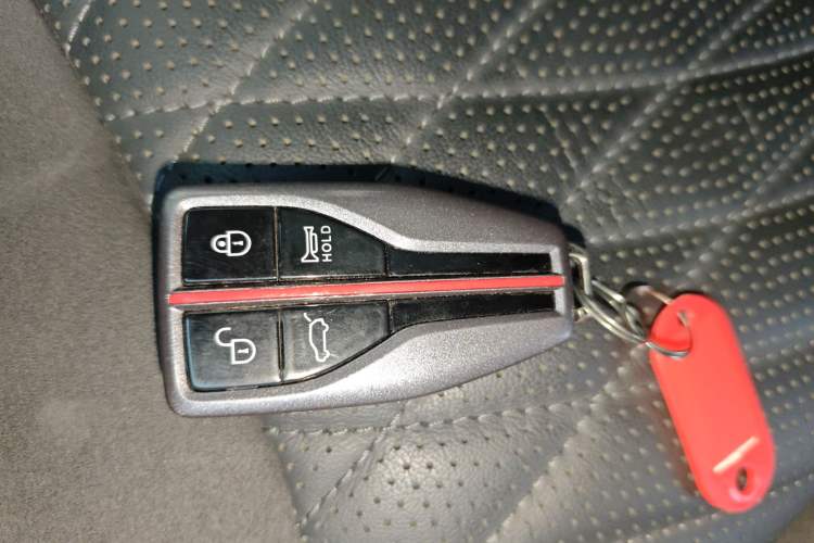 Used Hongqi HS5 2022 Revised Version 2.0T Smart Connect Flagship Edition