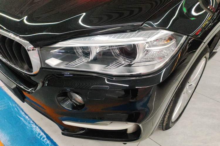 Used BMW X5 2015 xDrive28i
