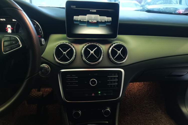 Used Mercedes-Benz GLA 2016 GLA 200 Blue Edition
