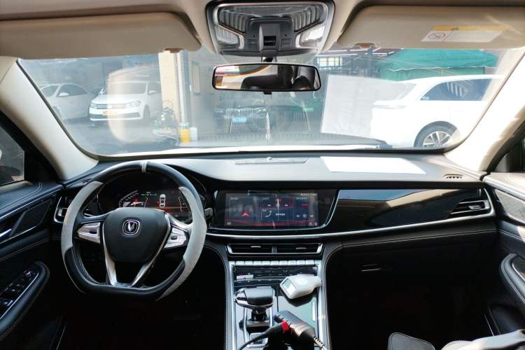 Used Changan CS85 COUPE 2019 1.5T DCT Luxury Version China VI Standard