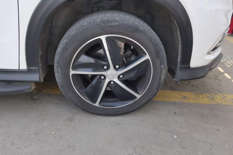 Used Honda Vezel 2019 220 TURBO CVT Luxury Edition China VI
