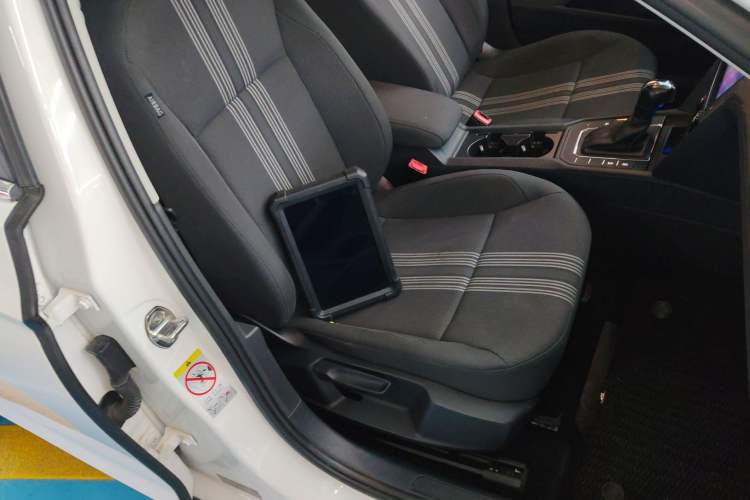 Used Volkswagen Lamando 2017 230TSI DSG Fashion Edition
