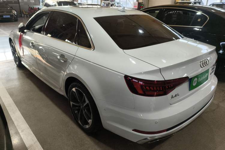 Used Audi A4L 2019 40 TFSI Fashion Edition China VI Emission Standard