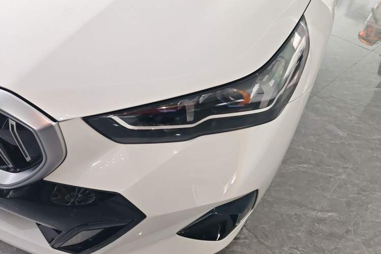 Used BMW 5 Series 2025 530Li Luxury Edition M Sport Package