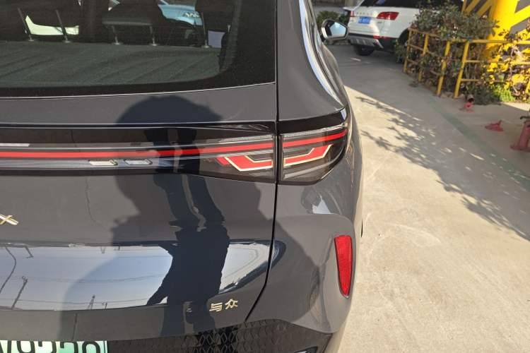 Used Volkswagen ID.UNYX 2024 Pro Long-Range Version
