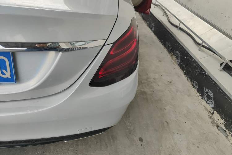 Used Mercedes-Benz C-Class 2015 C 200 L Sport Edition
