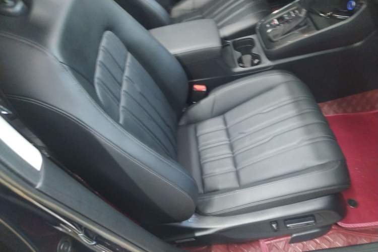 Used Honda Breeze 2025 240TURBO Two-Wheel-Drive Luxury Edition 5 Seats
