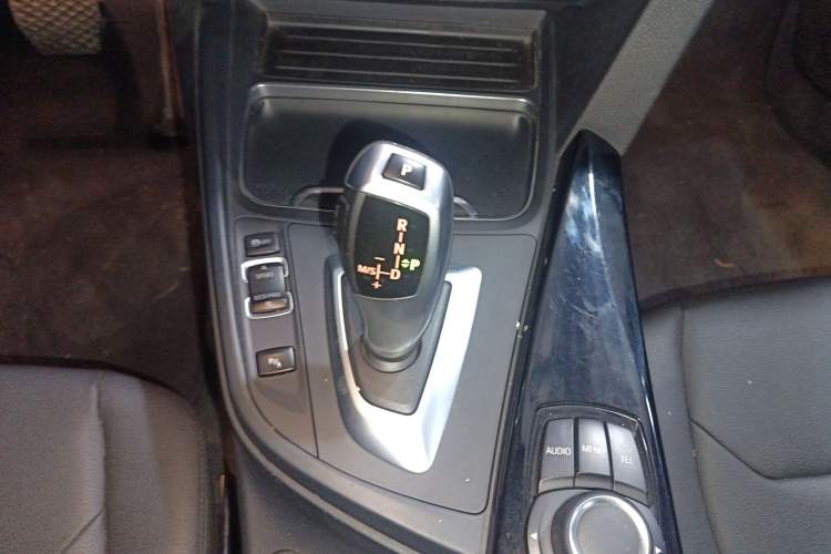 Used BMW 3 Series 2017 320Li Fashion Model
