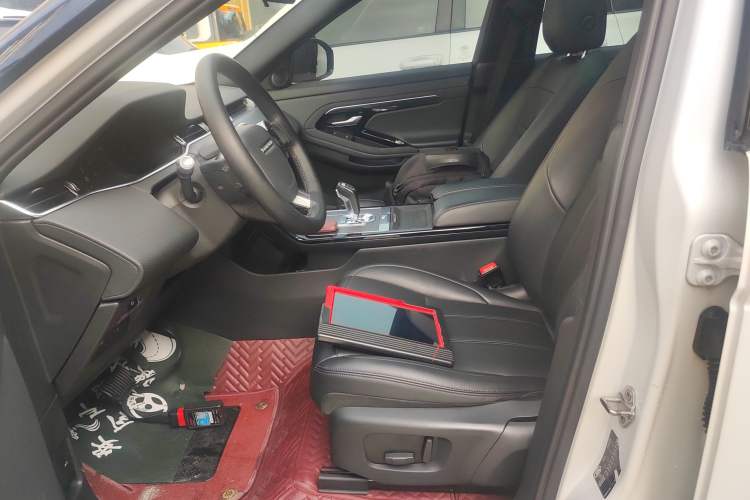 Used Land Rover Range Rover Evoque 2020 249 PS Youth Edition