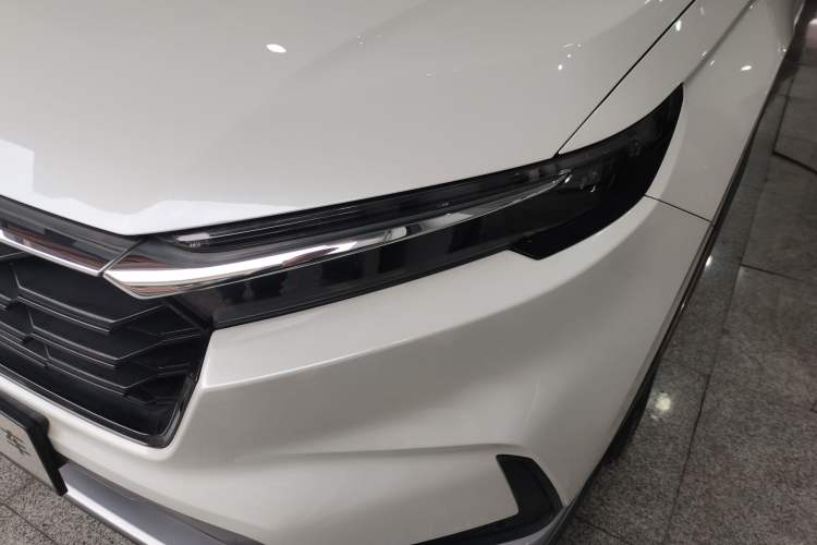 Used Honda CR-V 2023 240TURBO Two-Wheel Drive Deluxe Edition 7 Seats
