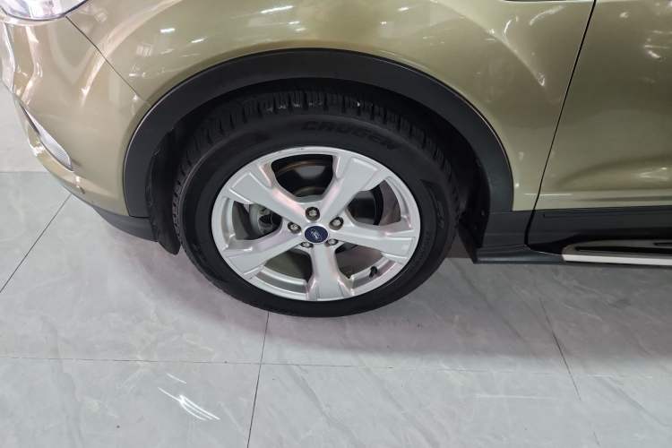 Used Ford Kuga 2018 EcoBoost 180 Two-Wheel-Drive Platinum Edition
