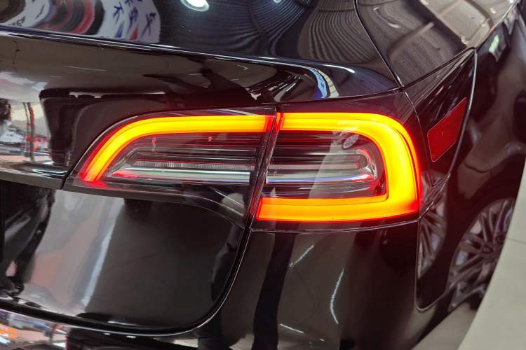 Used Tesla Model 3 2022 Rear-Wheel-Drive Version
