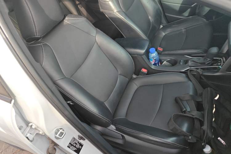 Used Toyota Corolla Cross 2024 2.0L Smart Electric Hybrid Dual-Engine Pioneer Edition