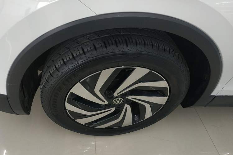 Used Volkswagen Tiguan L 2023 300TSI Automatic Two-Wheel Drive Smart Edition