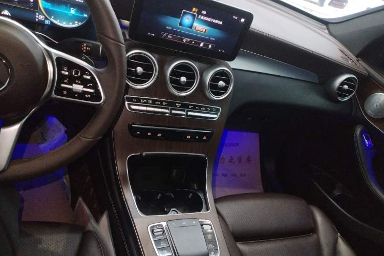 Used Mercedes-Benz GLC 2021 GLC 300 L 4MATIC Dynamic Model