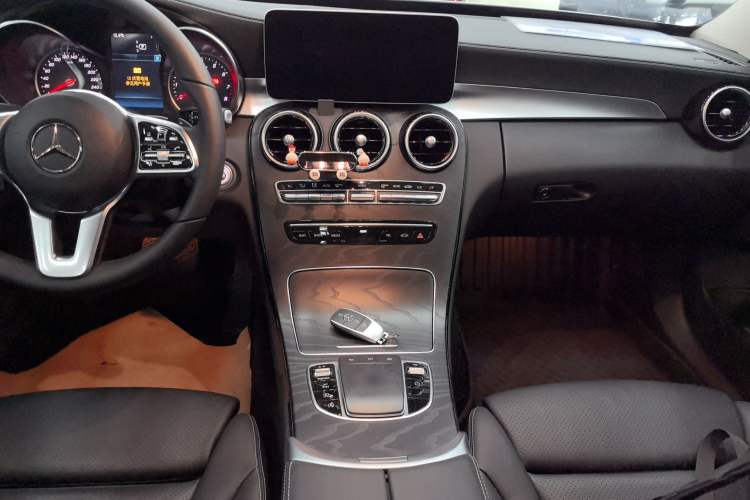 Used Mercedes-Benz C-Class 2019 C 180 L Fashion Edition Sport Version