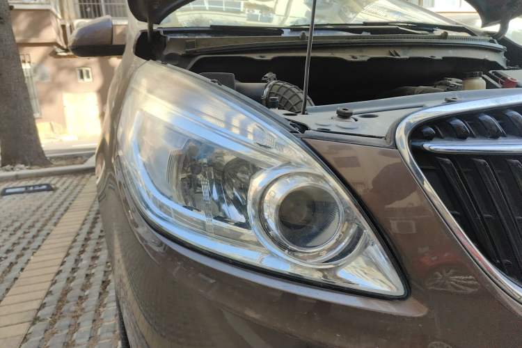 Used Buick GL8 2018 28T Luxury Model China VI Standard