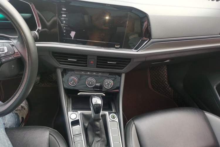 Used Volkswagen Sagitar 2022 280TSI DSG Flyover Edition
