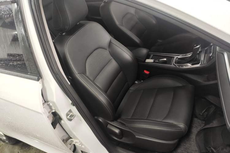 Used Geely Auto Emgrand 2021 UP 1.5L CVT Luxury Model
