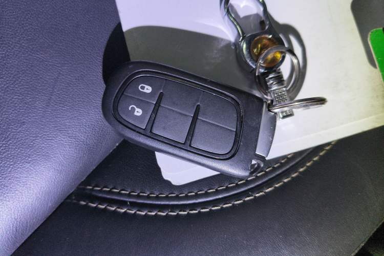 Used  Cherokee 2016 2.4L Professional Edition