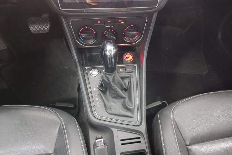 Used Volkswagen Lavida 2017 1.6L Automatic Comfort Edition