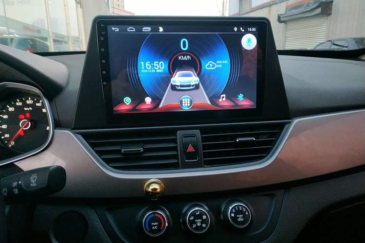 Used Baojun 310W 2017 1.5L Manual Comfort Model China V Standard
