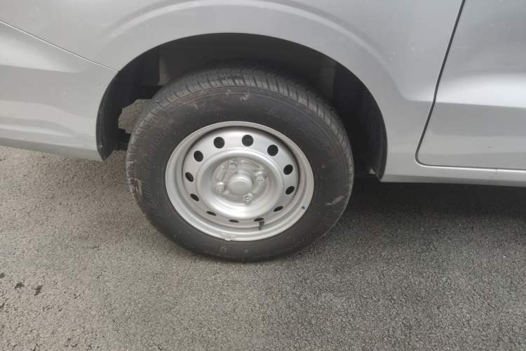 Used Wuling Hongguang V 2022 1.5L Jingqu Edition Electric-Assist LAR
