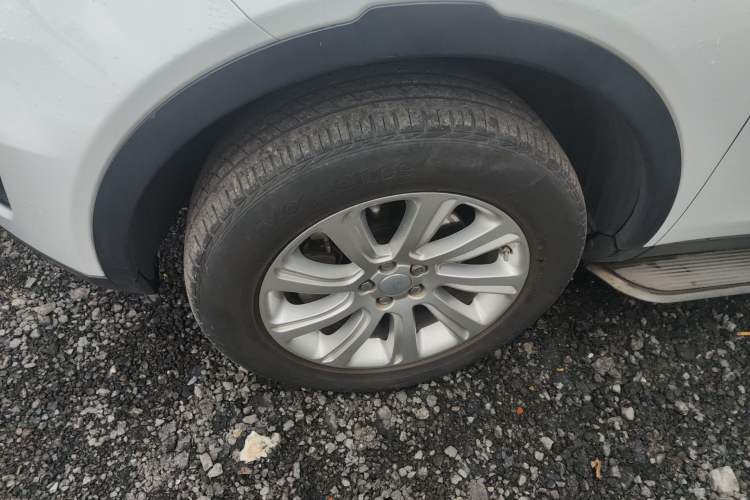 Used Land Rover Discovery Sport 2017 2.0T SE
