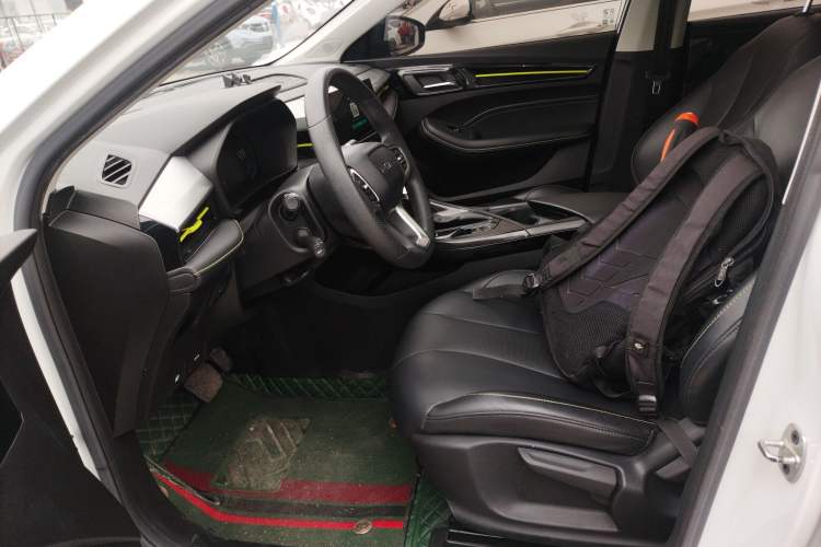 Used Roewe i5 2021 1.5L CVT Diamond Edition