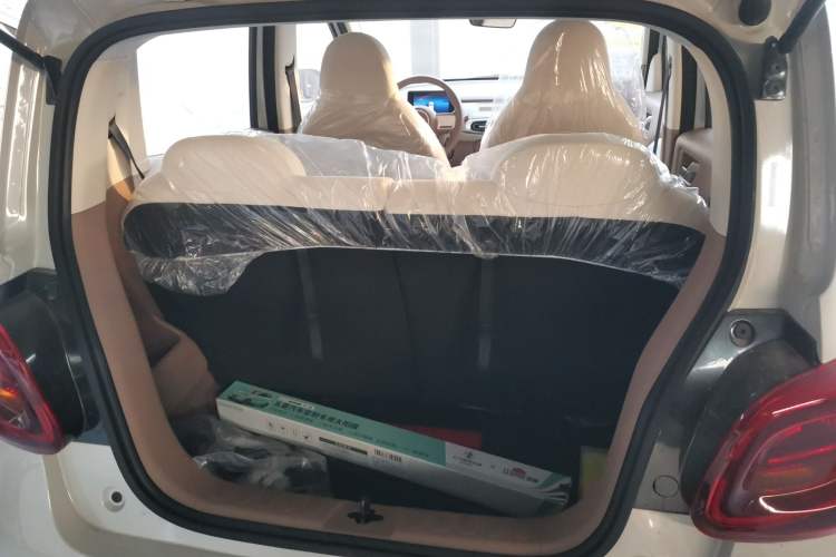 Used Wuling Hongguang MINIEV 2025 Four-Door Version Advanced Edition
