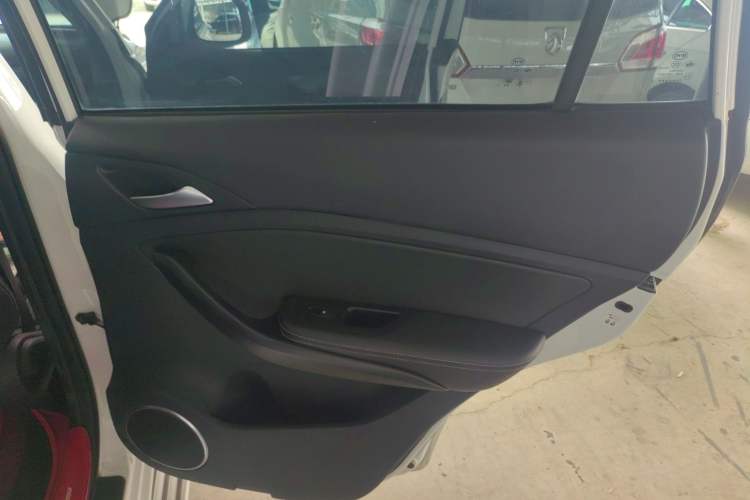 Used BYD Song 2021 Classic Edition 1.5T Automatic Elite Model
