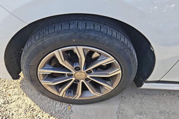 Used BYD Song MAX 2019 1.5T Automatic Smart Connect Ruiyi Model 7 Seats China V Emission Standard
