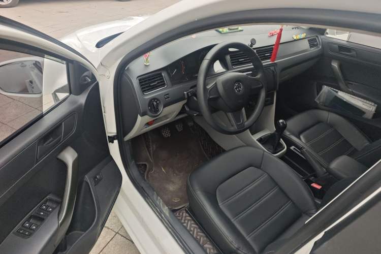 Used Skoda Rapid 2016 1.4L Manual Front-Wheel Drive Version
