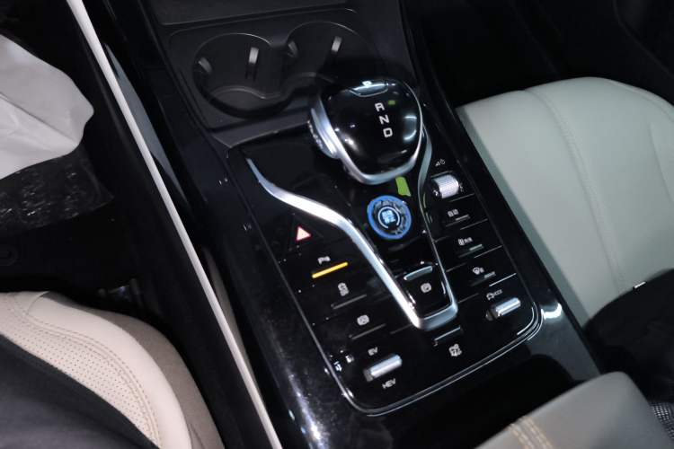 Used BYD Qin PLUS 2024 HONOR Edition DM-i 55KM Leading Model