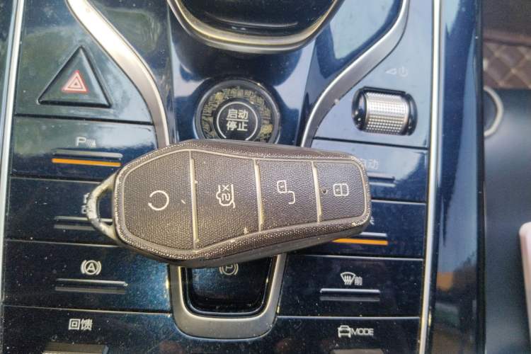 Used BYD Qin PLUS 2021 EV 400KM Luxury Model
