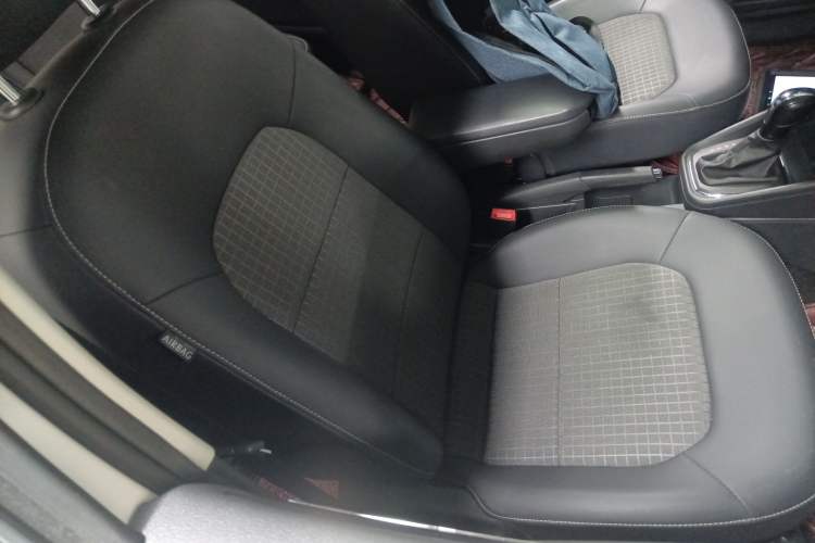 Used Volkswagen Santana 2016 1.6L Automatic Comfort Edition
