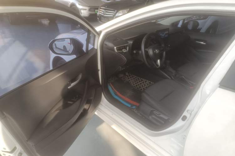 Used Toyota Levin 2023 Smart Electric Hybrid Dual-Engine 1.8L Leading Edition
