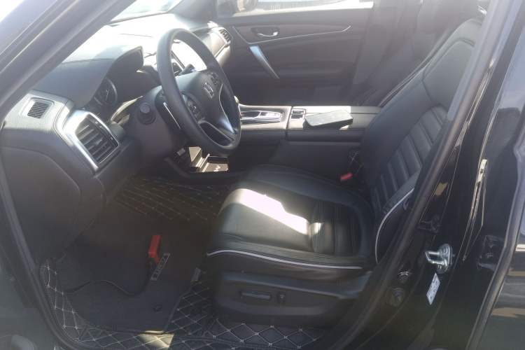 Used Honda UR-V 2017 240TURBO Two-Wheel Drive Classic Edition China V
