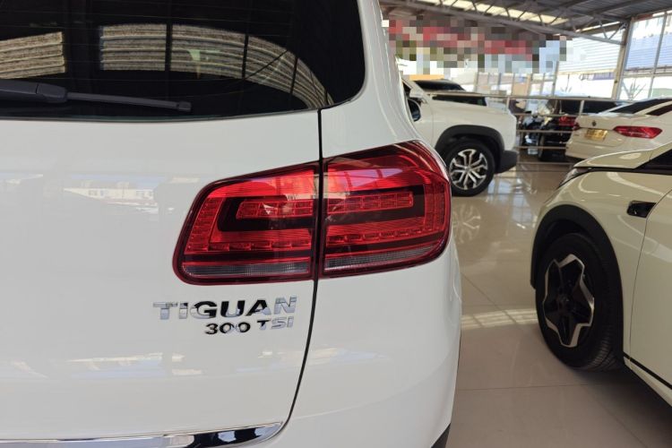 Used Volkswagen Tiguan 2016 300TSI Automatic All-Wheel Drive Luxury Edition
