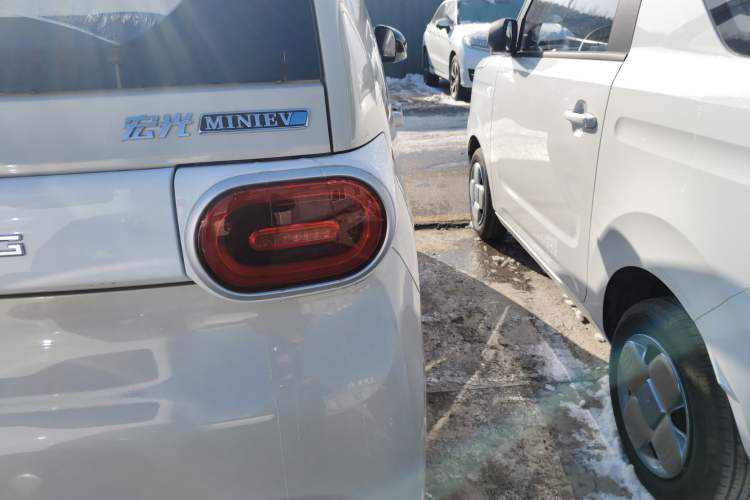 Used Wuling Hongguang MINIEV 2024 3rd Generation 215km Youth Edition