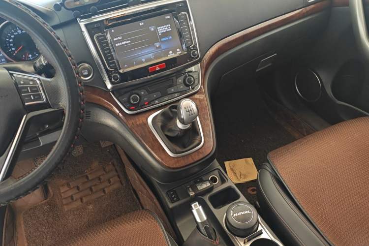 Used Haval H6 2017 Red-Label Sport Edition 1.5T Manual Two-Wheel Drive Elite Model
