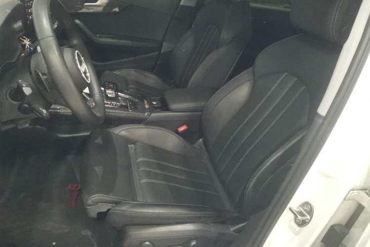 Used Audi A4L 2020 40 TFSI Fashion Dynamic Model
