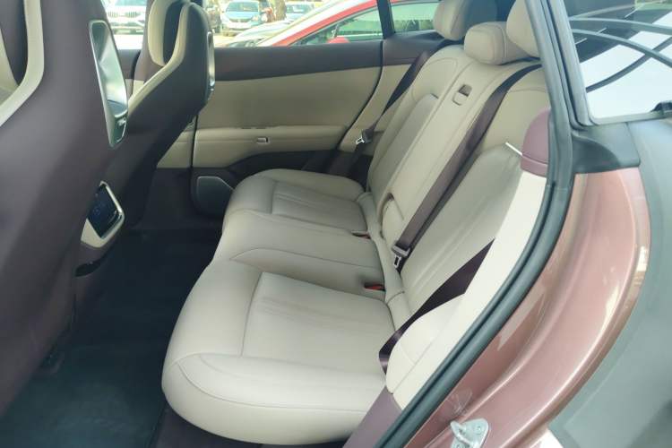 Used  YU7 2025 Ultra-Long Range Rear-Wheel Drive Version
