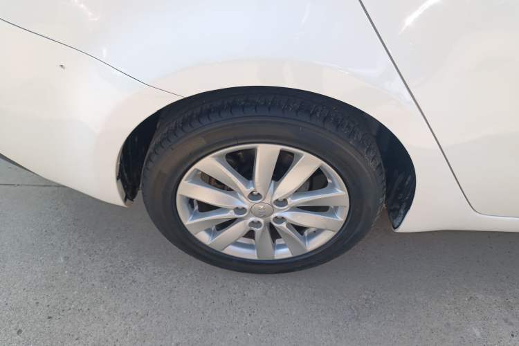 Used Kia K3 2015 1.6L Automatic GLS
