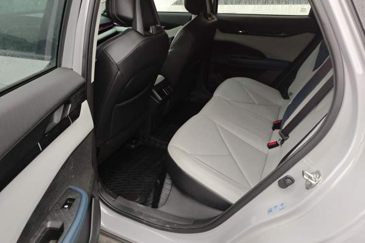 Used Changan UNI-V iDD 2023 ZhiDian iDD 1.5T 113km ZhiKu Model